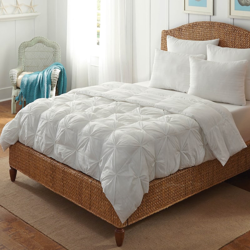 White Pintuck Tufted All Season Down Alternative Comforter - Twin