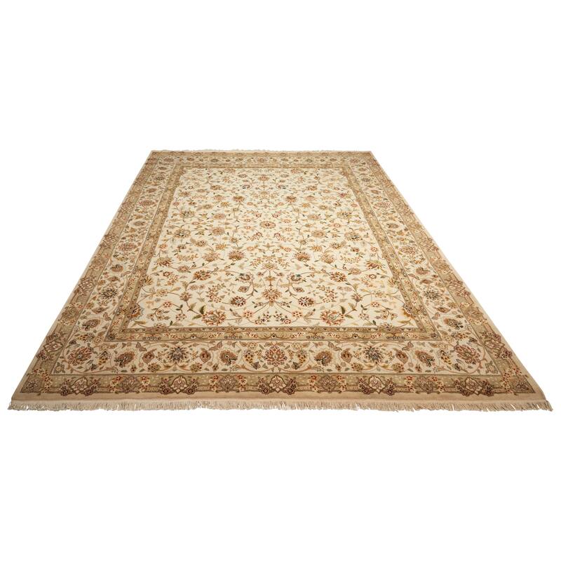 Nourison Royalty Beige Area Rug (7'9 x 9'9) - 7' 9" x 9' 9"