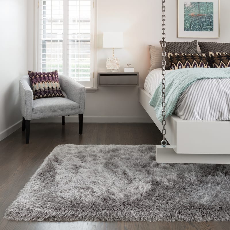 Alexander Home Leo Solid Plush Shag Area Rug