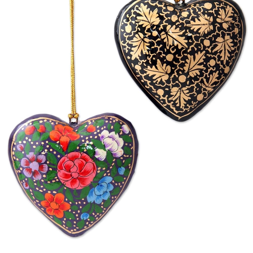 Handmade Season of Love Papier Mache Ornaments (India) - 3.1" H x 3.1" W x 0.4" D