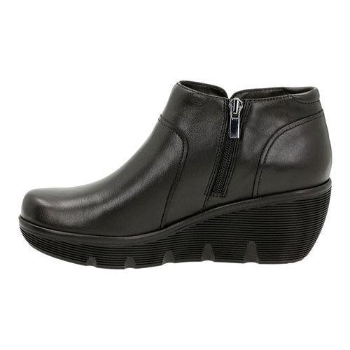clarks wedge bootie