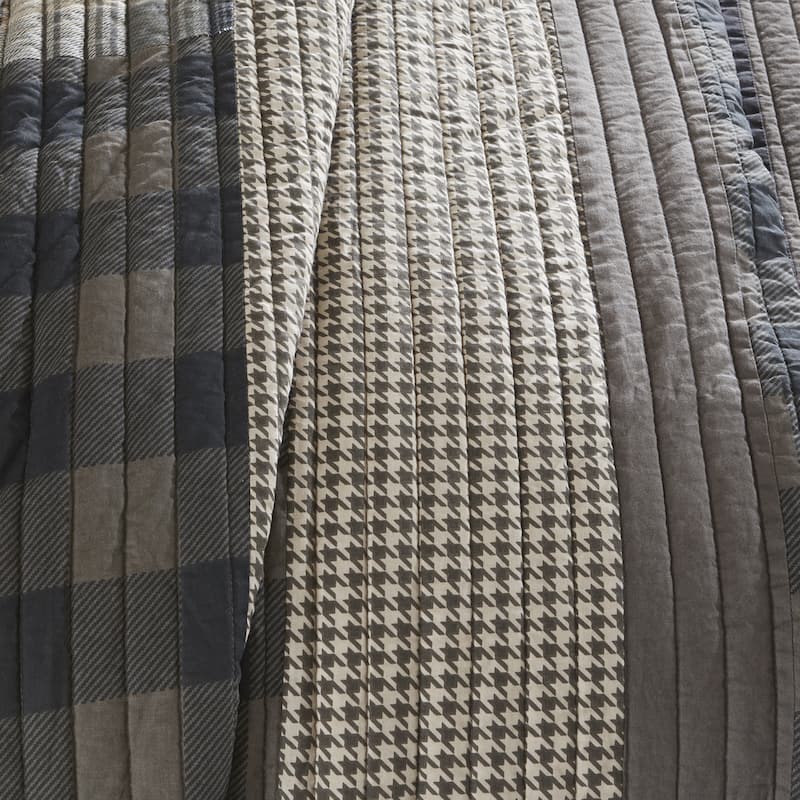 Woolrich Winter Plains 100-percent Cotton Oversized Quilt Mini Set