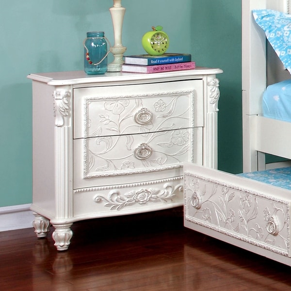 Shop Furniture of America Hist Traditional White Solid 