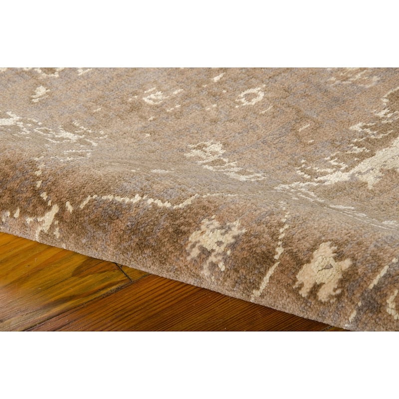Nourison Silken Allure SLK02 Area Rug