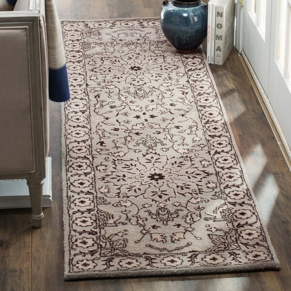 Safavieh Handmade Antiquity Grey / Beige Wool Runner Rug - 2' x 8'