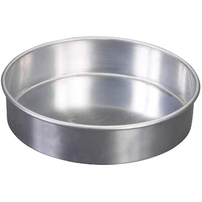 Nordic Ware 46900 9" X 2-1/2" Round Layer Cake Pan