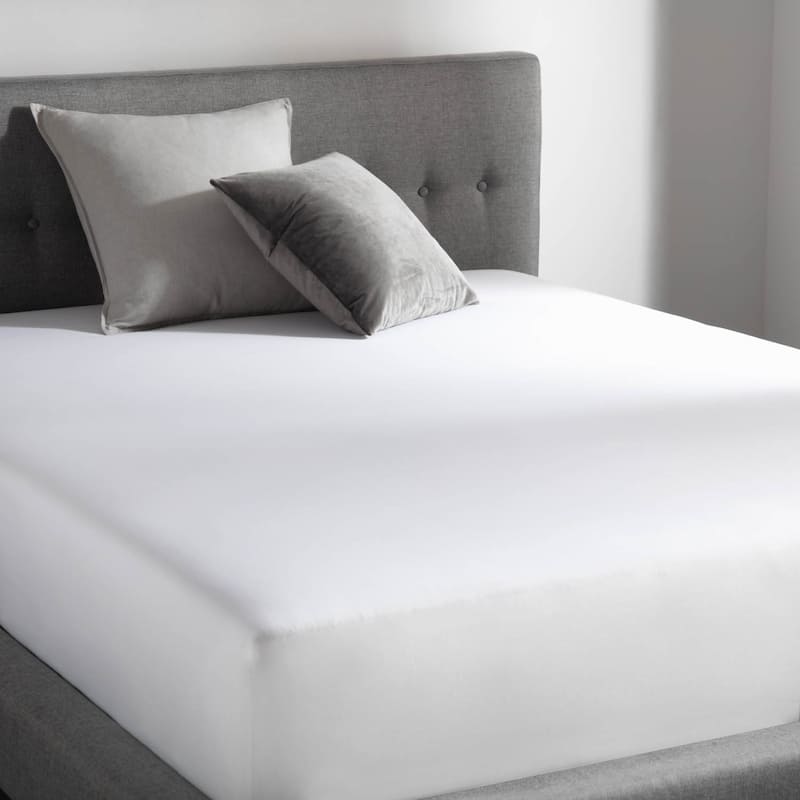 Weekender White 200 Thread Count Hotel Bedding Separates