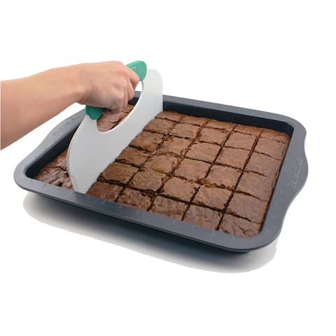 Perfect Slice Black Carbon Steel Cookie Sheet with Tool