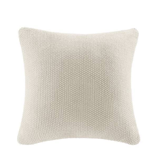 Shop Carson Carrington Jekabpils Knitted 20 X 20 Inch Square