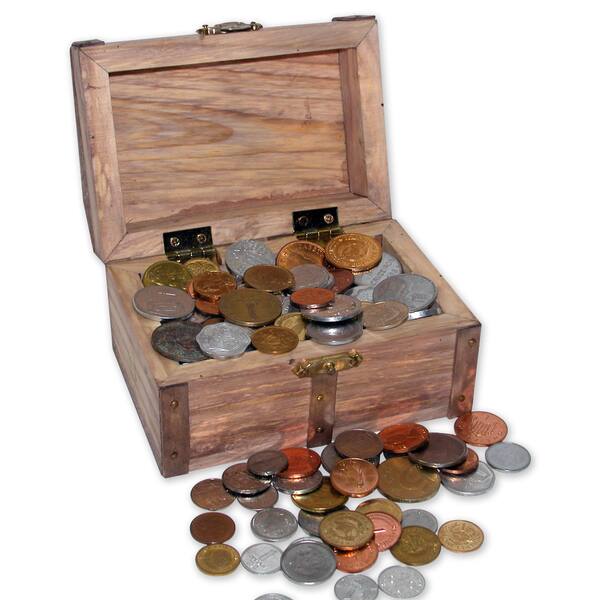 American Coin Treasures Treasure Chest Of 100 Coins From Around The World Overstock