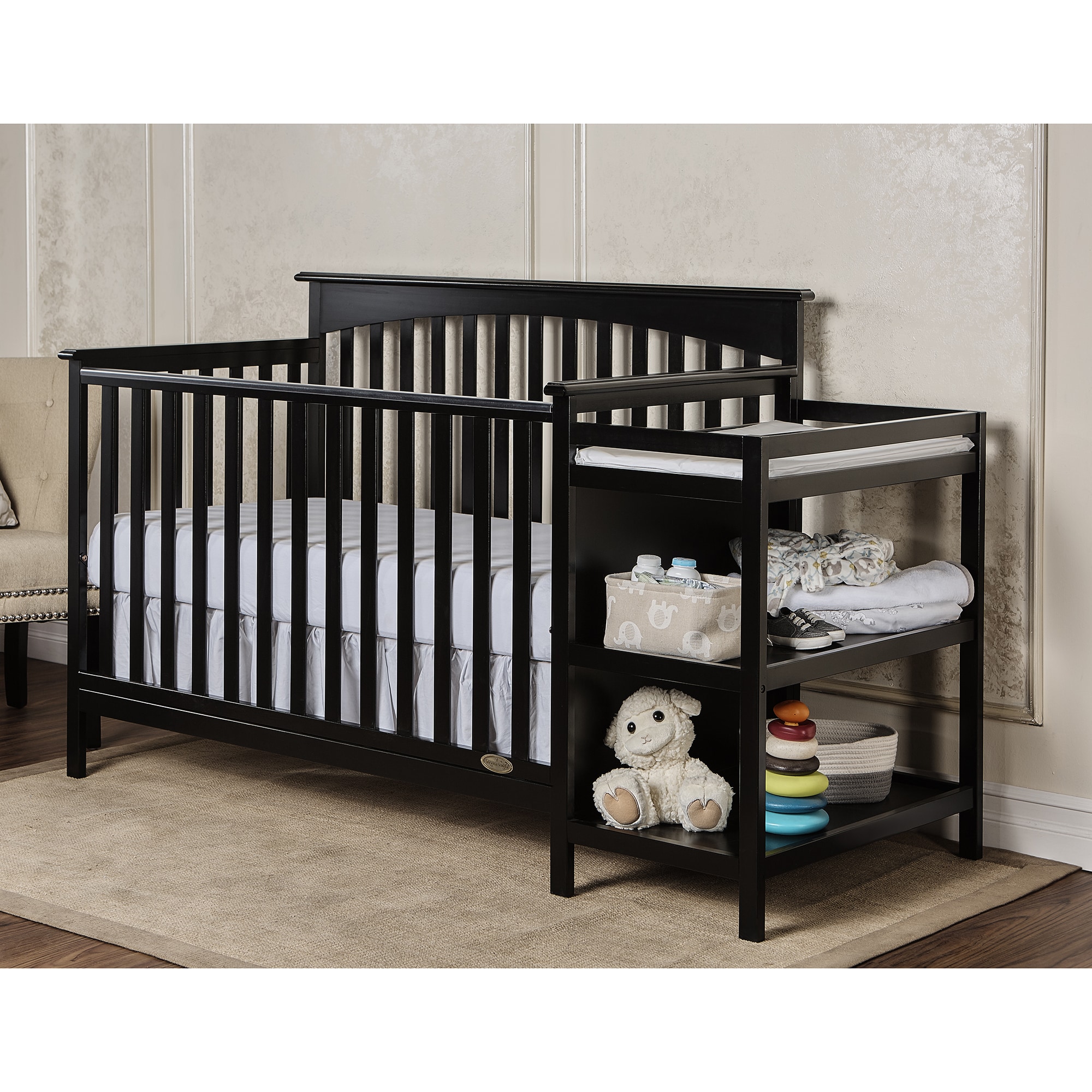 dream on me crib with changing table