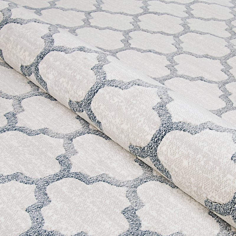Sundance Quatrefoil Cream- Slate Blue Area Rug