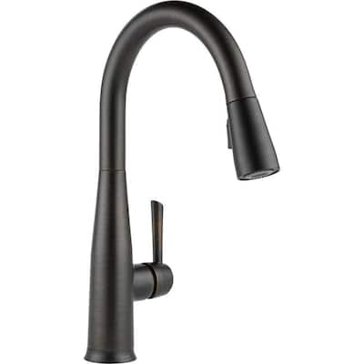 Delta Essa Touch2O Technology Single-Handle Pull-Down Sprayer Kitchen Faucet in Venetian Bronze w/ MagnaTite Docking