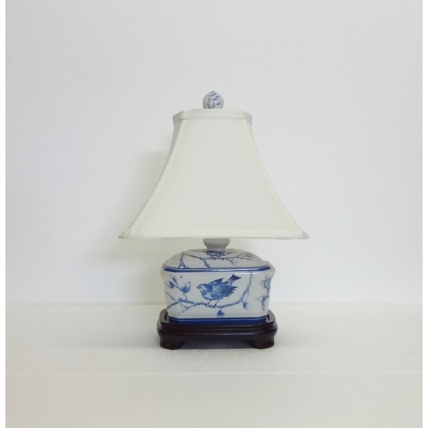 Blue/White Porcelain Secret Garden Bird Octagonal Cover Box Lamp