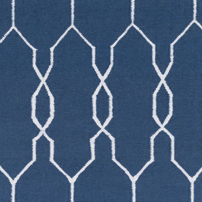 Hand-Woven Terrell PET Yarn Indoor/ Outdoor Area Rug
