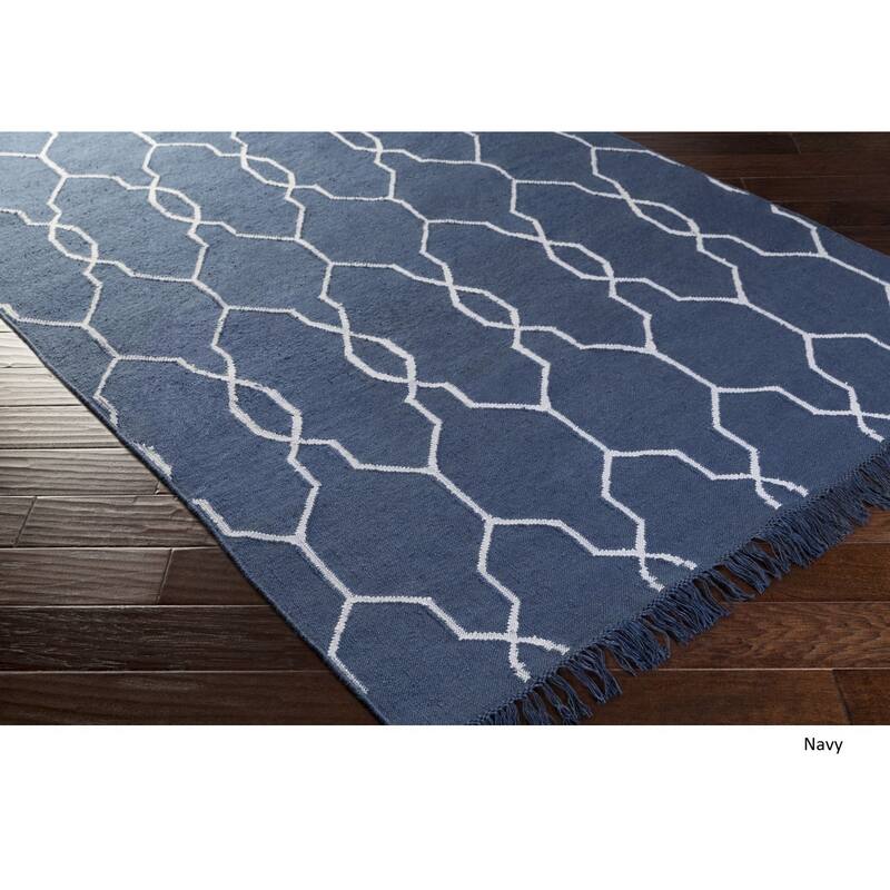 Hand-Woven Terrell PET Yarn Indoor/ Outdoor Area Rug