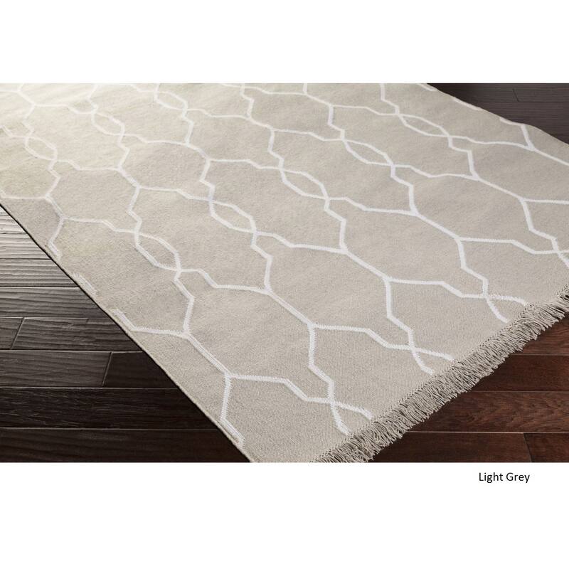 Hand-Woven Terrell PET Yarn Indoor/ Outdoor Area Rug