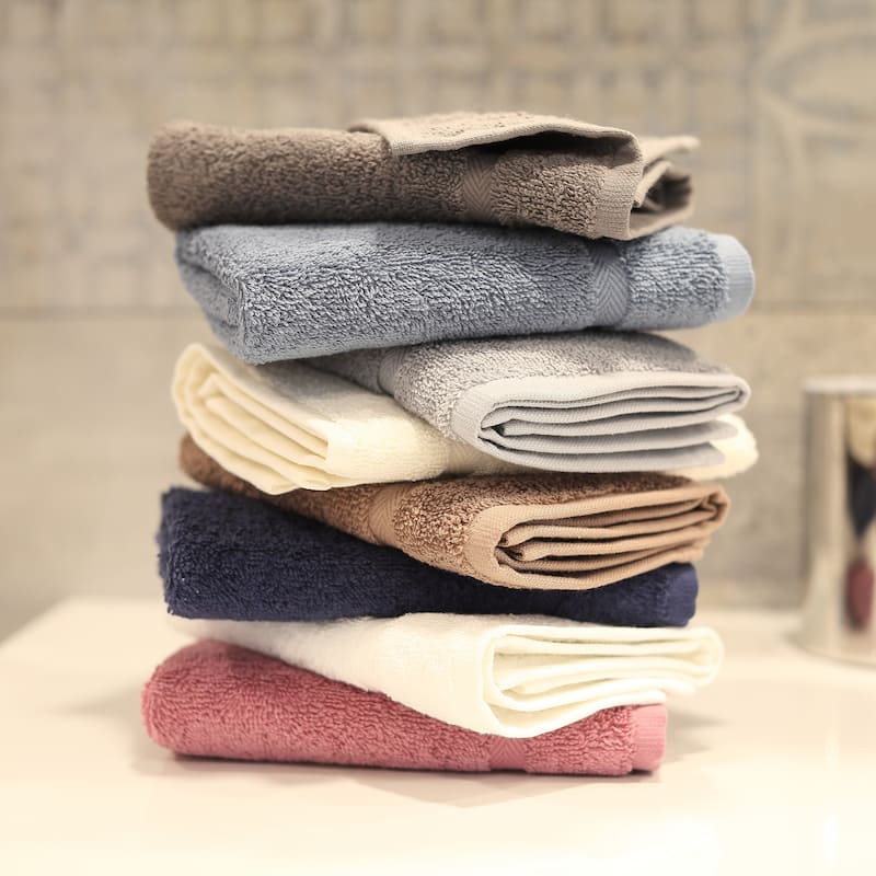 Authentic Hotel and Spa Omni Turkish Cotton 4-piece Terry Bath Towel Set
