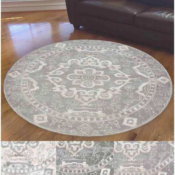 Catherine Ivory Grey Green Olefin Medallion Area Rug 5 3 Round Catherine Ivory Grey Green Olefin Medallion Area Rug 5 X27 3