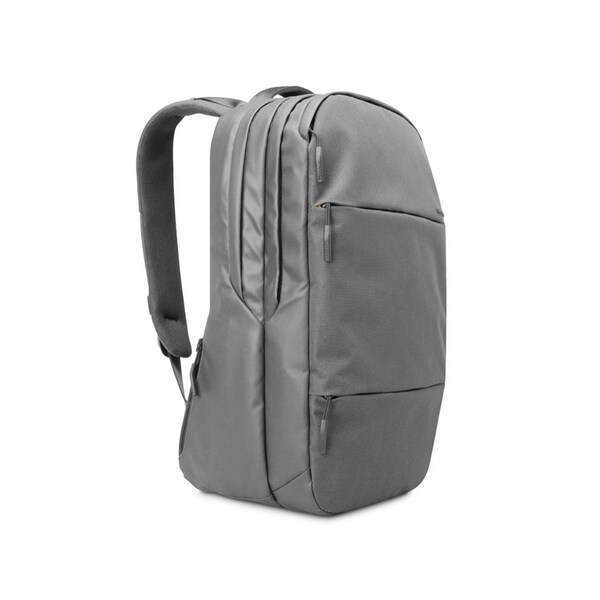 incase 17 inch backpack