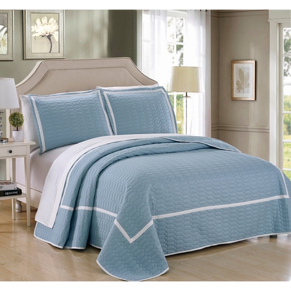 Chic Home 3-Piece Marla Blue Hotel Collection Quilt Set