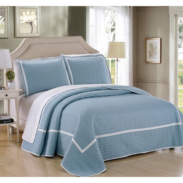 Chic Home 3-Piece Marla Blue Hotel Collection Quilt Set - Overstock ...