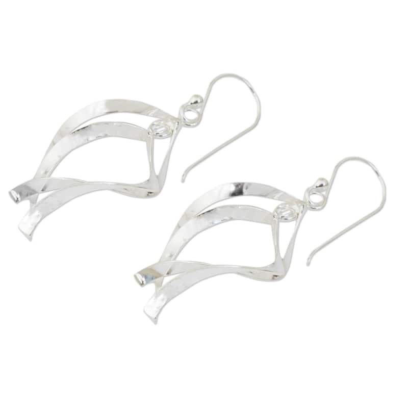 Handmade Sterling Silver 'Linking Leaves' Earrings - 1.7L*0.7W
