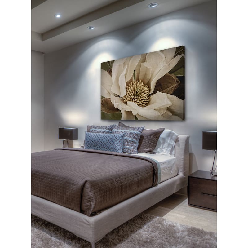 Marmont Hill - 'Classic Magnolia II' Painting Print on Wrapped Canvas