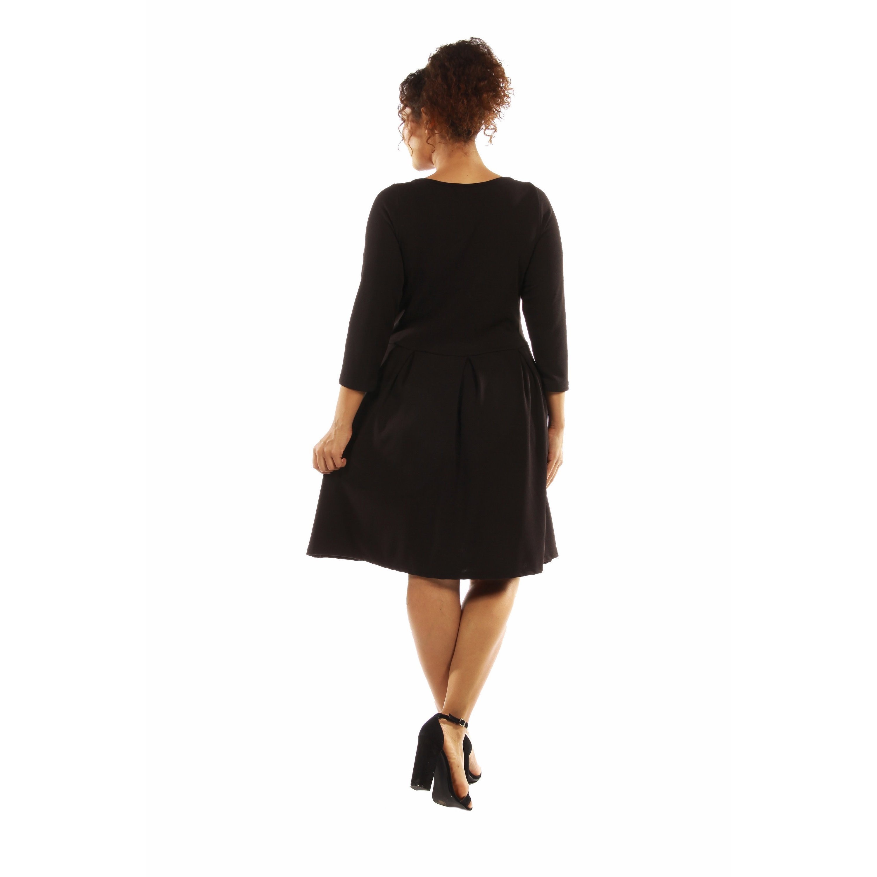 black dress size 24