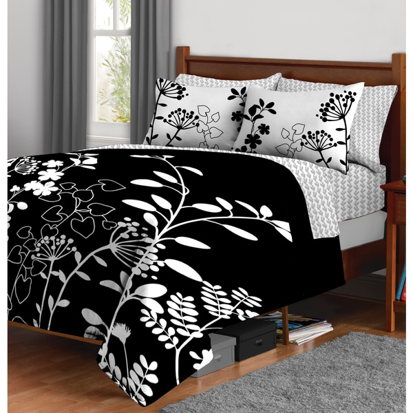 Formula Botanica 7-piece Bed in a Bag with Sheet Set