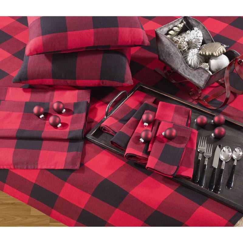 Cotton Table Runner With Buffalo Plaid Pattern