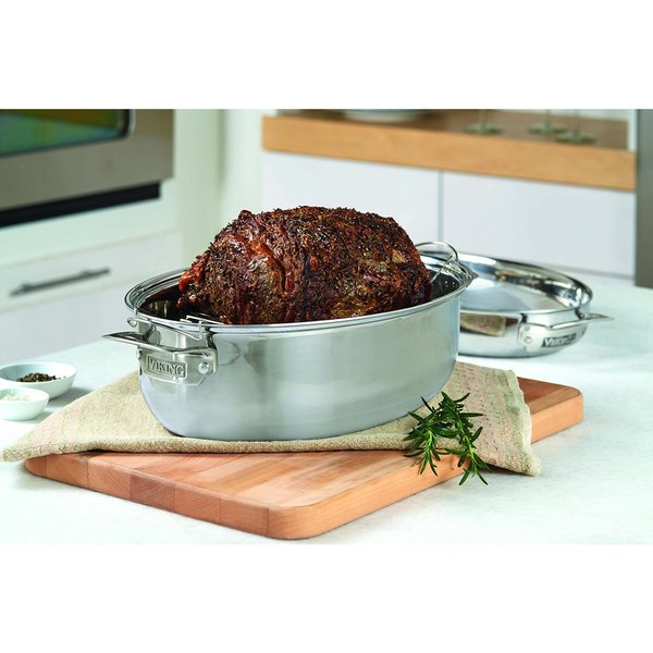 Viking 3-Ply 8.5-Quart Oval Roaster with Metal Induction Lid and