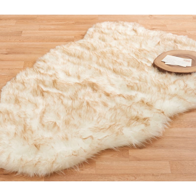 Alexander Home Faux Fur Two-toned Textured Shag Rug