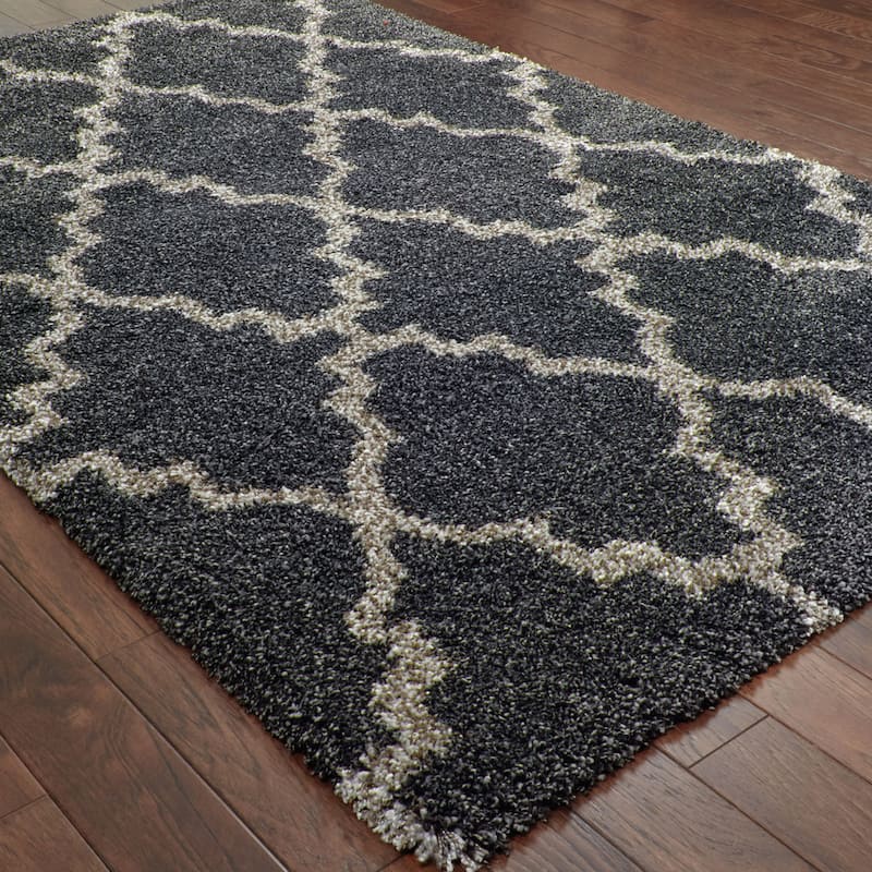 Style Haven Menlo Quatrafoil Shag Rug