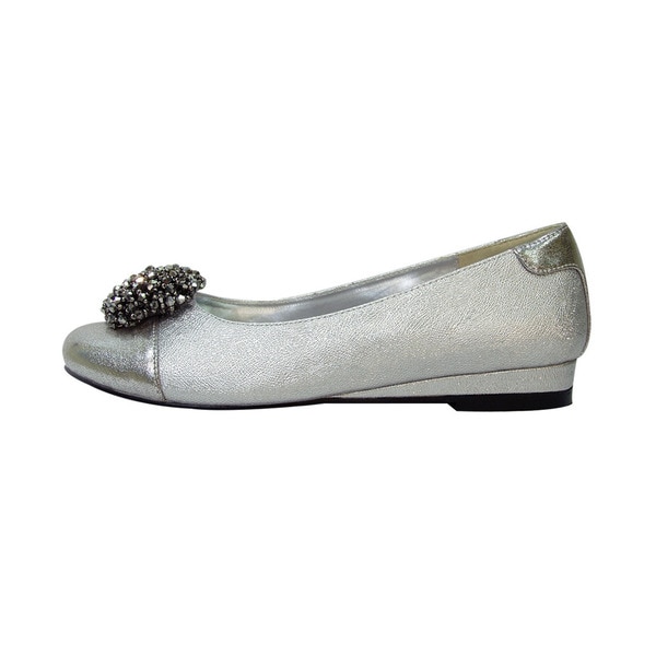 wide width silver flats