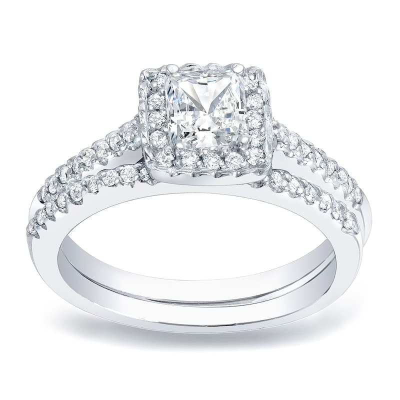 Auriya Platinum Gold 3/4ctw Princess-cut Halo Diamond Engagement Ring Bridal Set