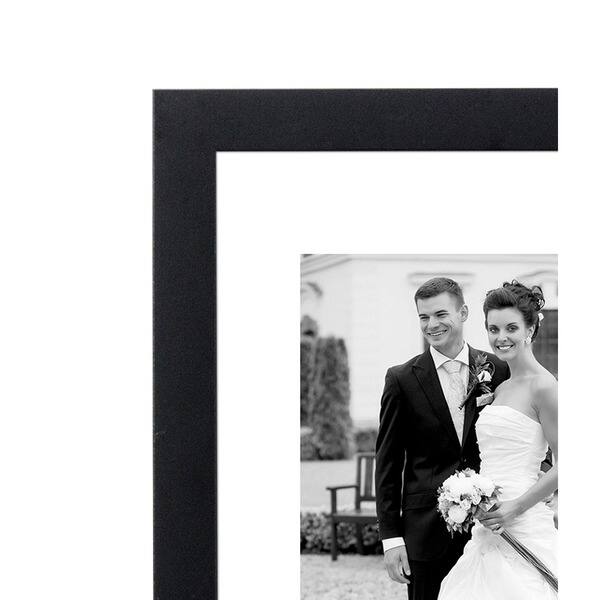 Americanflat 7 Piece Wall Frame Set For One 8 X 10 Inch Two 5 X 7 Inch And Four 4 X 6 Inch Photos Overstock
