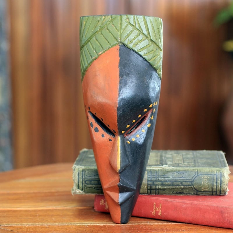 Handmade Sese Wood 'Handsome Young Man' African Wall Mask (Ghana)