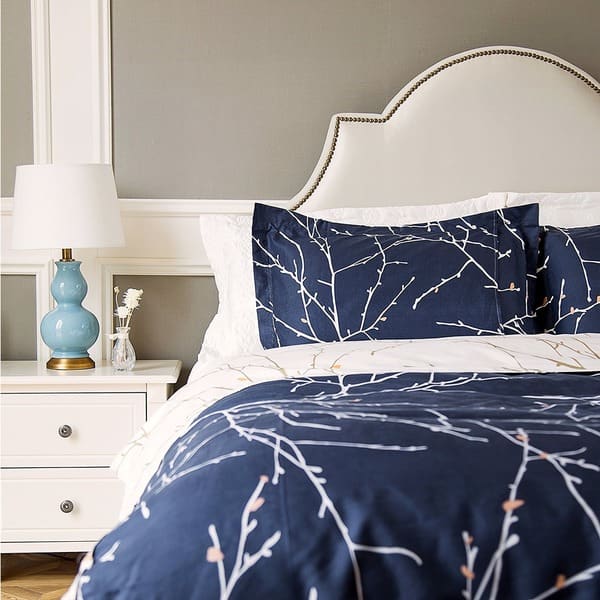 Shop Bedsure Branch And Plum Navy Blue Printed Reversible Duvet