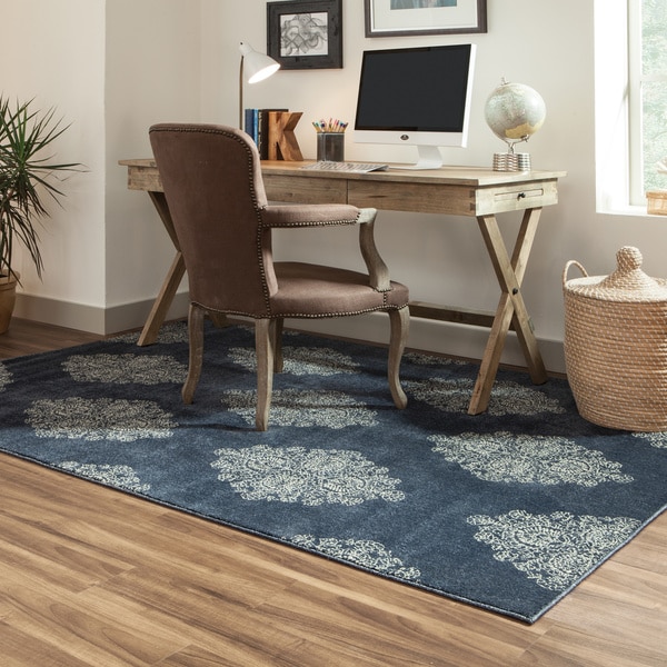 Carson Carrington Vallentuna Medallions Blue/ Ivory Area Rug - 7'10" x 10'10"