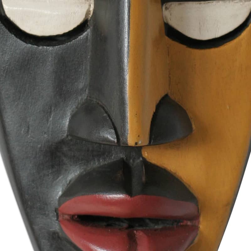 Handmade Sese Wood 'Companionship' African Wall Mask (Ghana)