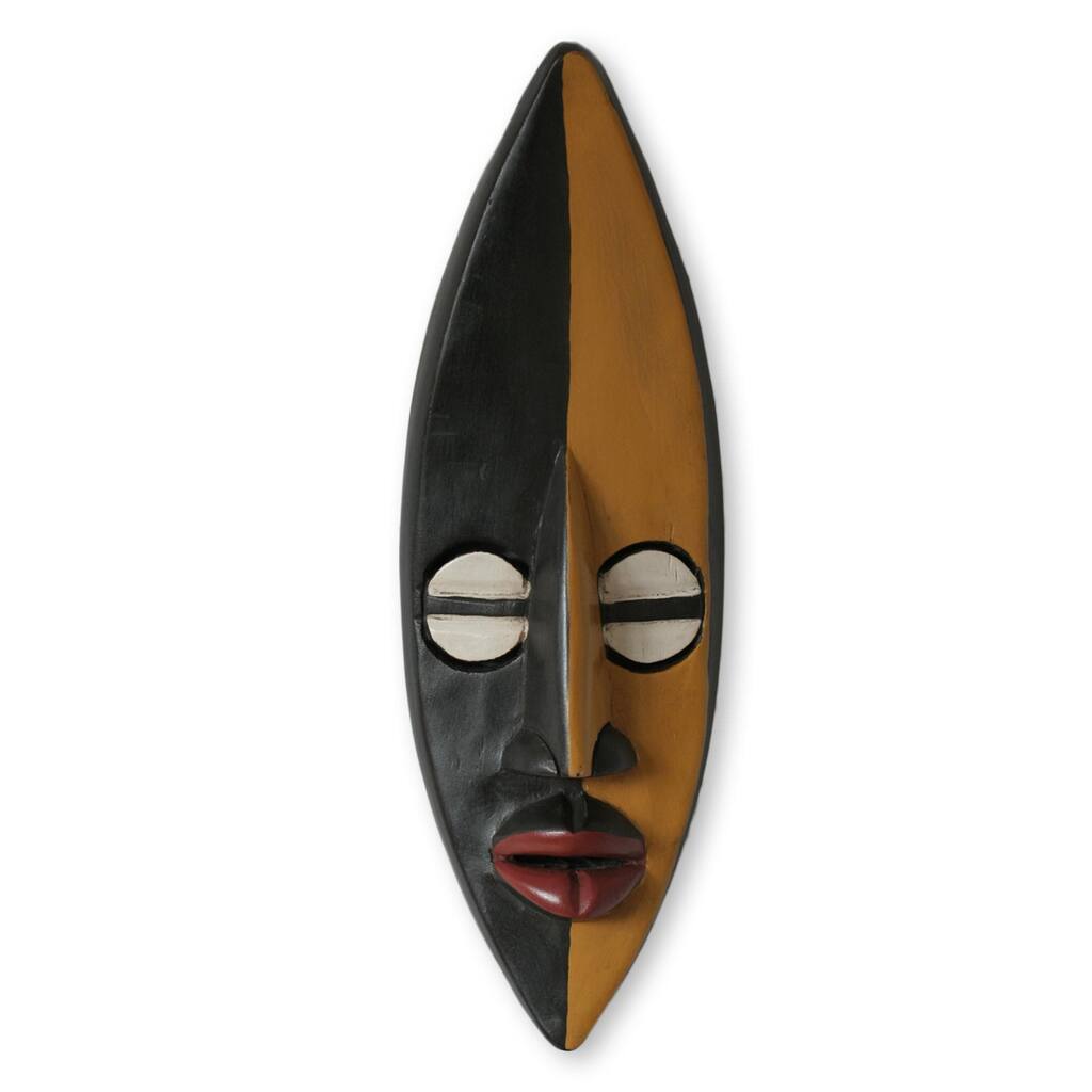 Handmade Sese Wood 'Companionship' African Wall Mask (Ghana)