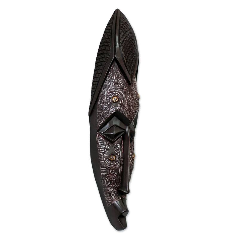 Handmade Sese Wood 'Virgin Girl' African Wall Mask (Ghana)