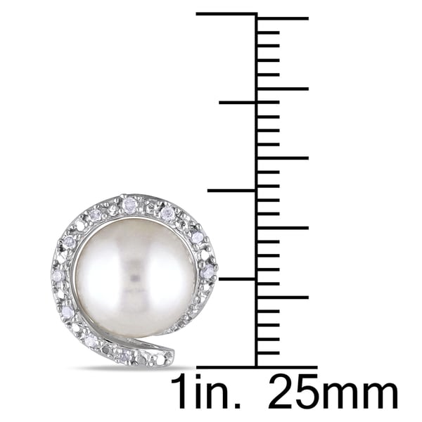 Miadora Sterling Silver Cultured Freshwater Pearl and 1/10ct TDW Diamond Halo Loop Earring (H-I, I3) (8-8.5mm) - White