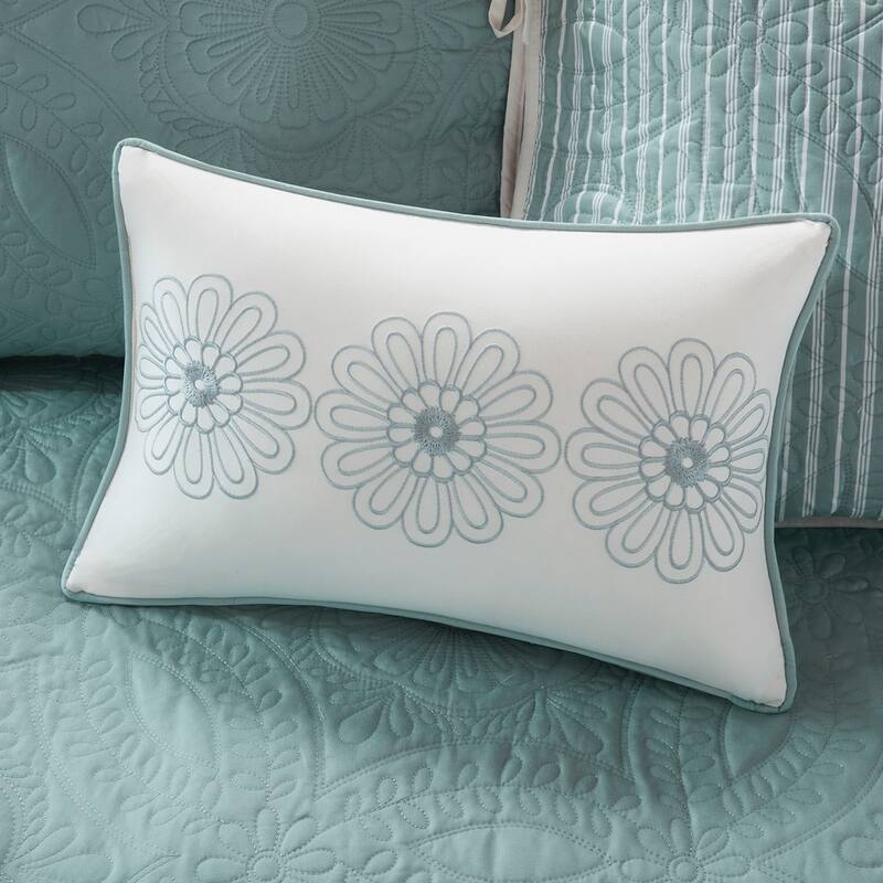 Madison Park Brenna Blue Printed 6 Piece Day Bed Cover Set