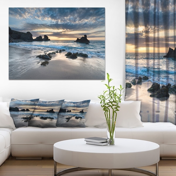 Designart 'Beautiful Porthcothan Bay' Modern Seashore Canvas Wall Art Print - Blue