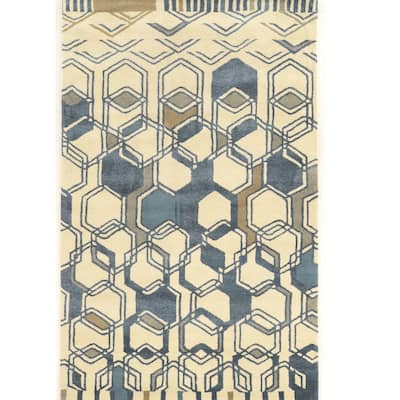 Hand Tufted Aspire Triangle Wool Rug