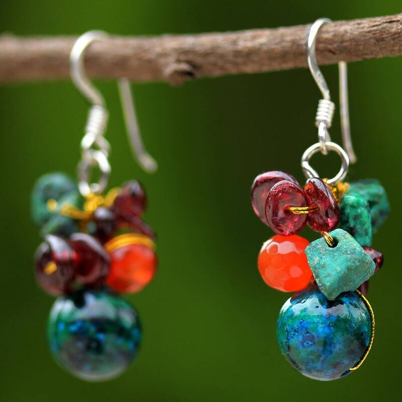 NOVICA Handmade Sterling Silver Tropical Oasis Garnet Dangle Earrings (Thailand) - 1.6*0.6