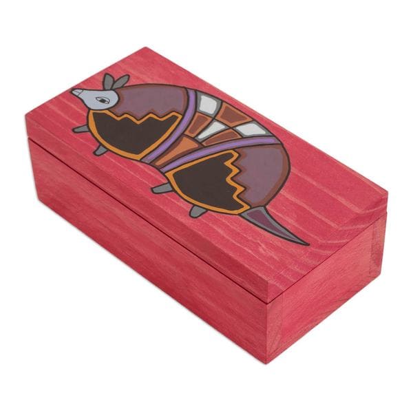 Armadillo Pinewood Box (El Salvador)