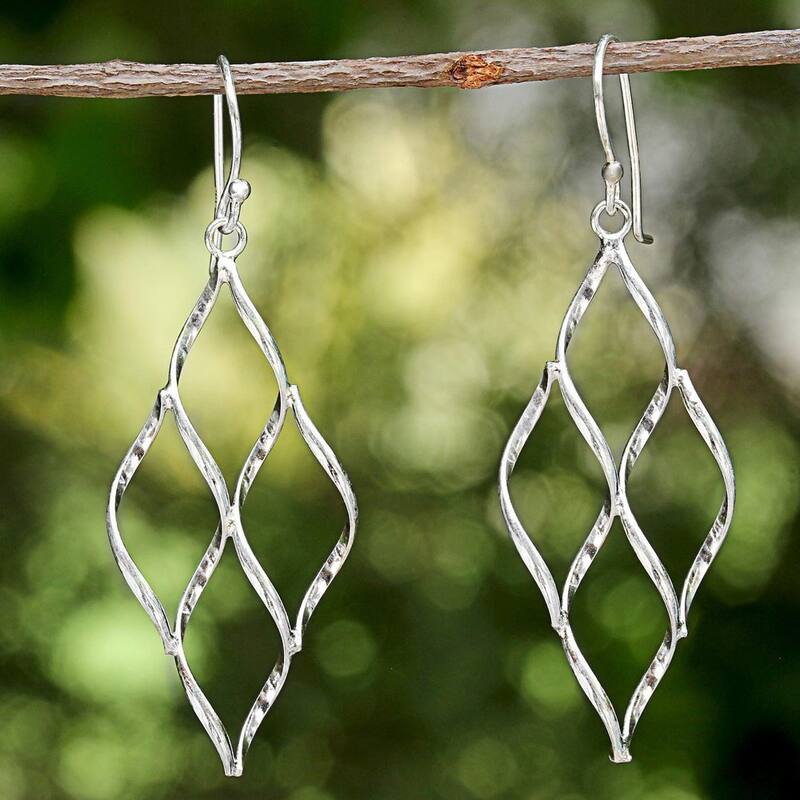 Sterling Silver 'Swirling Diamond' Earrings - 2L*0.7W